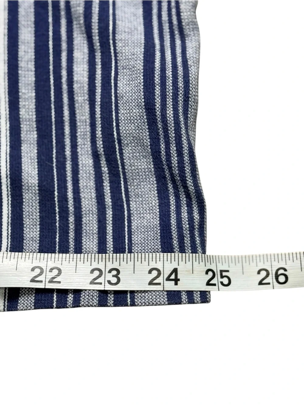 Nike Striped Tee Blue White Embroidered Swoosh Cotton T-Shirt Size Large